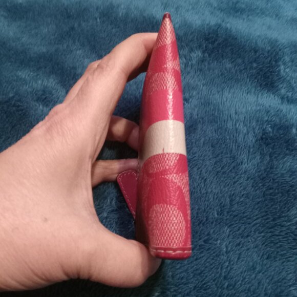 Coach Signature Pink Keychain/ID Card Case w/ Dustbag - Picture 5 of 7